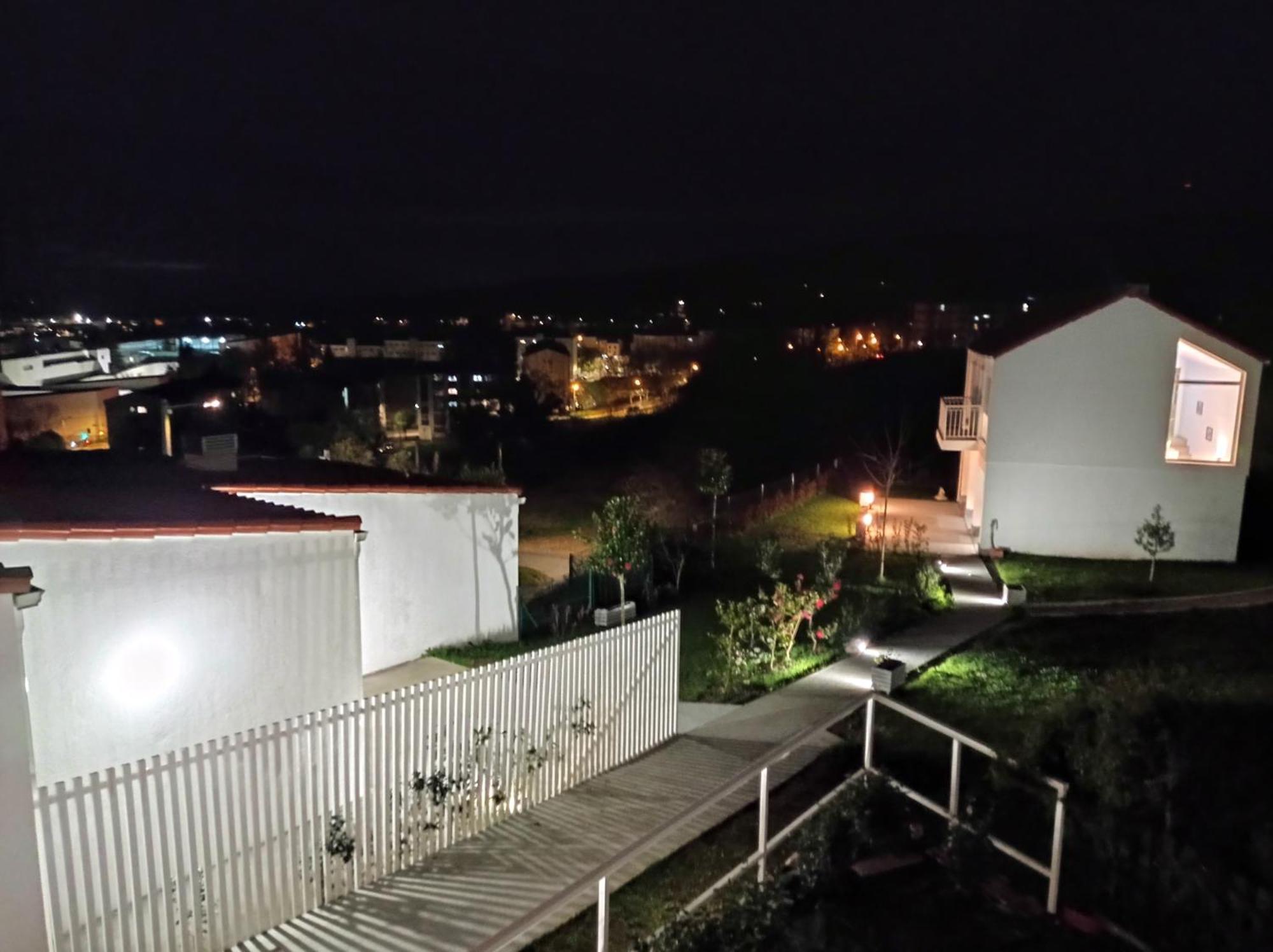 Casas Turisticas Lar Jardin - Parking Privado Santiago de Compostela Exterior photo