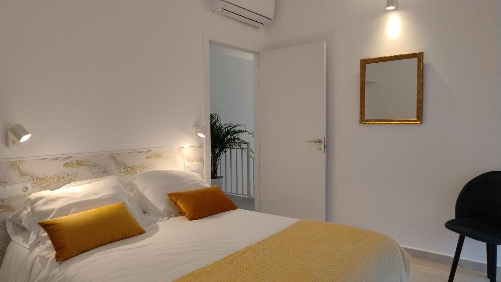 Casas Turisticas Lar Jardin - Parking Privado Santiago de Compostela Exterior photo