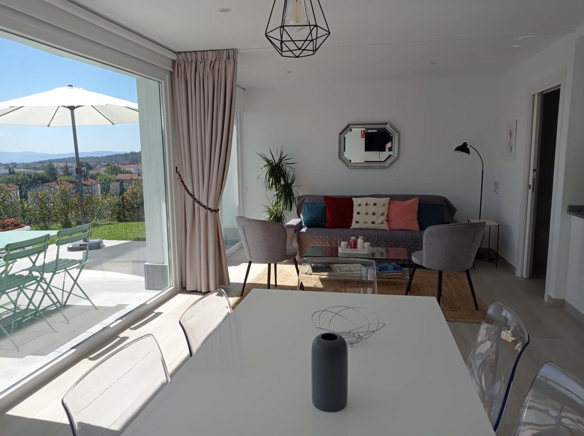 Casas Turisticas Lar Jardin - Parking Privado Santiago de Compostela Exterior photo