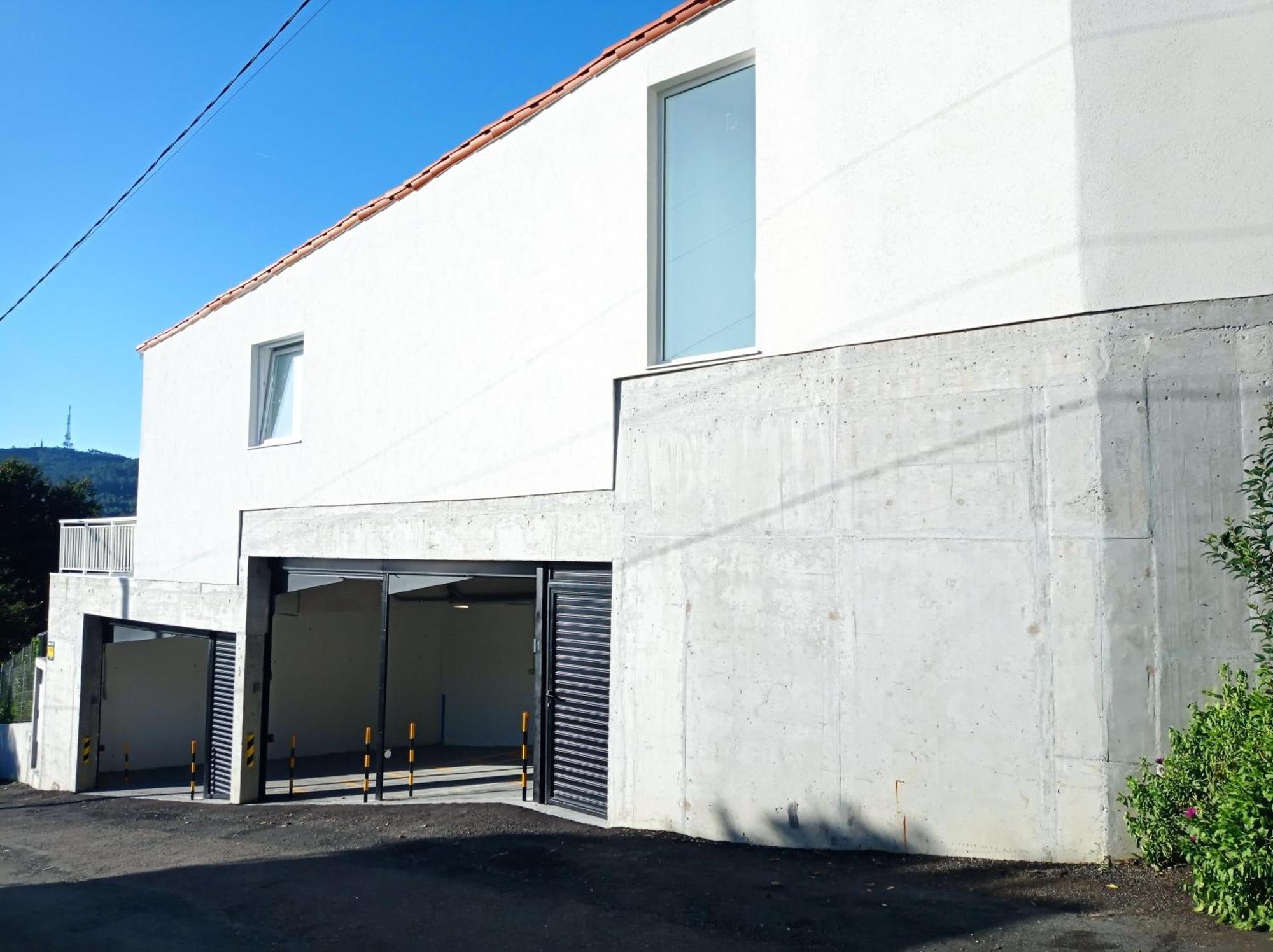 Casas Turisticas Lar Jardin - Parking Privado Santiago de Compostela Exterior photo